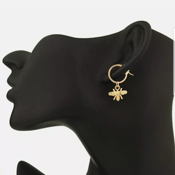 New 18k yellow gold bee stud earrings hoop style - Picture 4 of 4